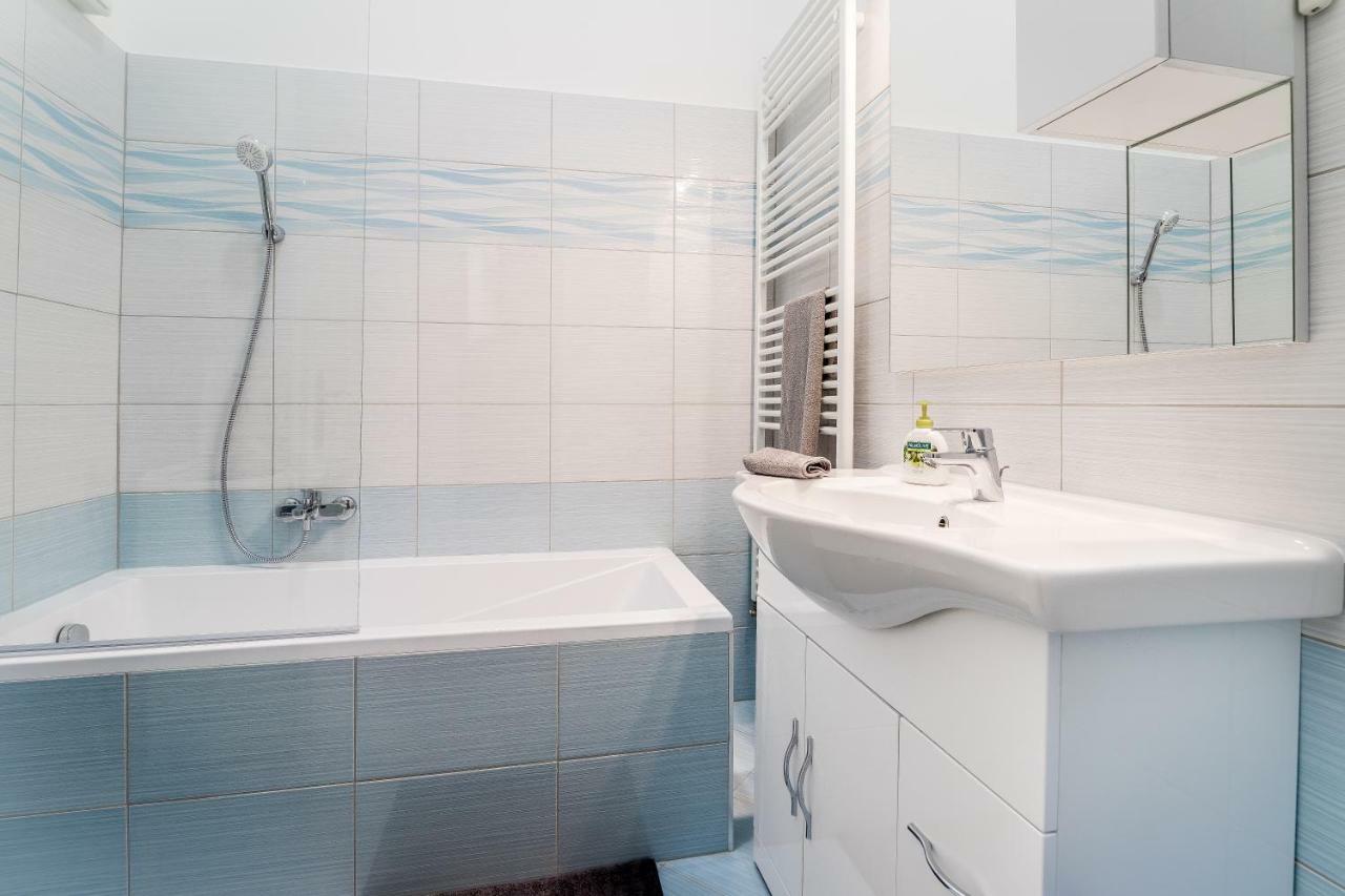 Bpr Turquoise Simplicity Apartment 부다페스트 외부 사진